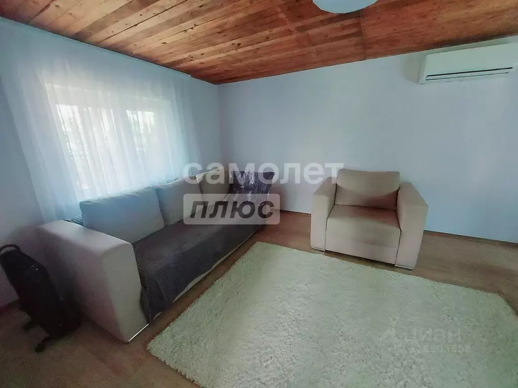 Дом в Оренбургская область, Оренбург Кооператор СНТ, ул. Цветочная (46 ... - Фото 1