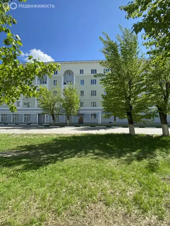 3-комнатная квартира: Дзержинск, проспект Дзержинского, 4 (87 м) - Фото 0