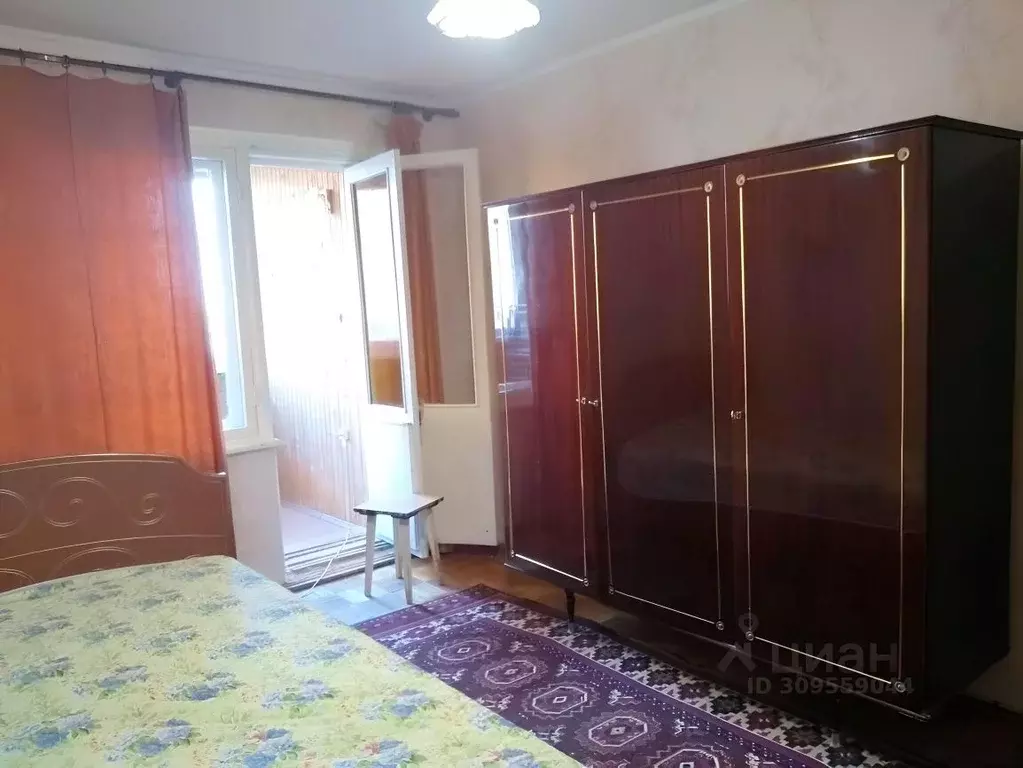3-к кв. Тюменская область, Тюмень Ялуторовская ул., 12 (68.0 м) - Фото 1