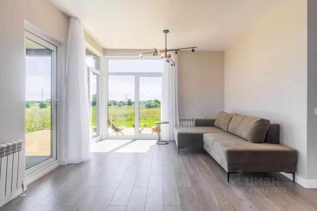 Дом в Ленинградская область, Ломоносовский район, Виллозское с/пос, д. ... - Фото 2