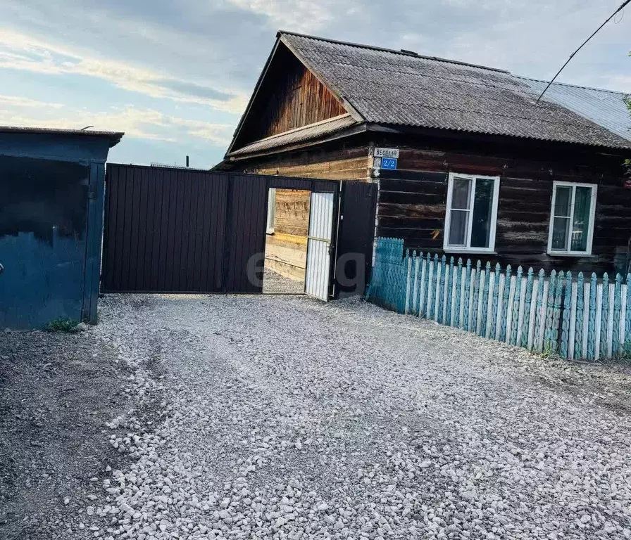 Дом в Красноярский край, Красноярск городской округ, с. Дрокино ул. ... - Фото 1