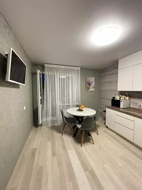 2-к кв. Татарстан, Зеленодольск ул. Сайдашева, 19А (58.9 м) - Фото 2