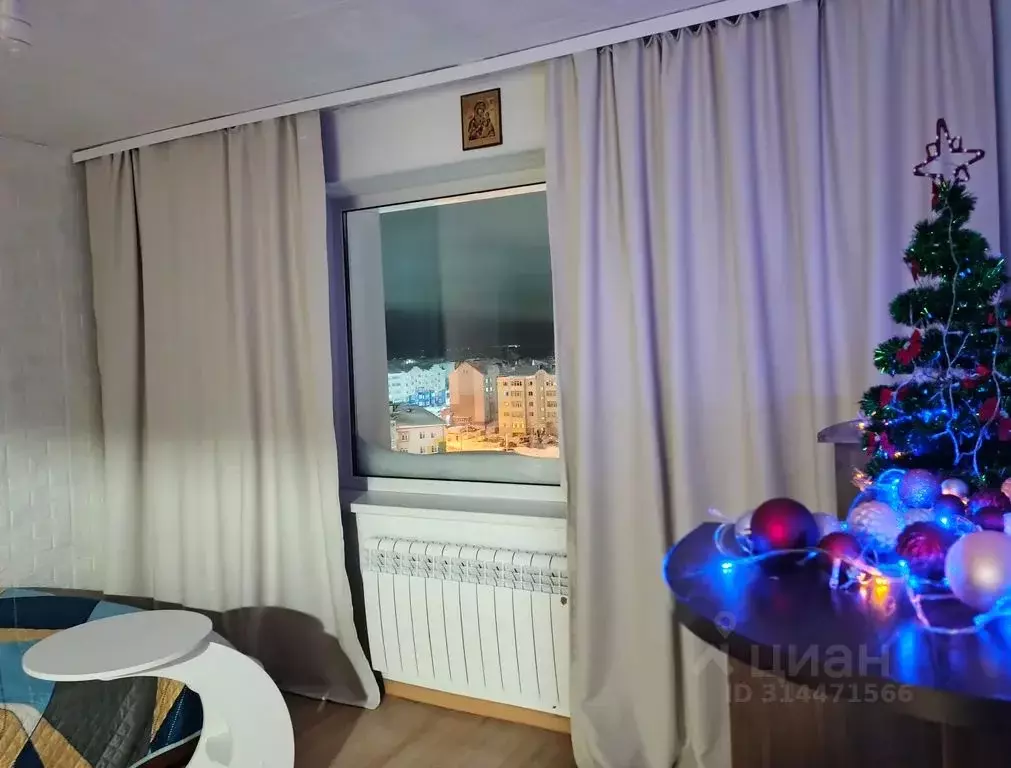 2-к кв. Ямало-Ненецкий АО, Губкинский 9-й мкр, 9 (38.0 м) - Фото 1