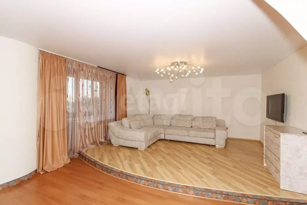 2-к. квартира, 98 м, 3/10 эт. - Фото 0
