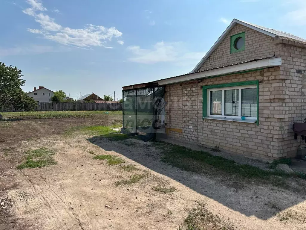Дом в Оренбургская область, Оренбургский район, Красноуральский ... - Фото 1
