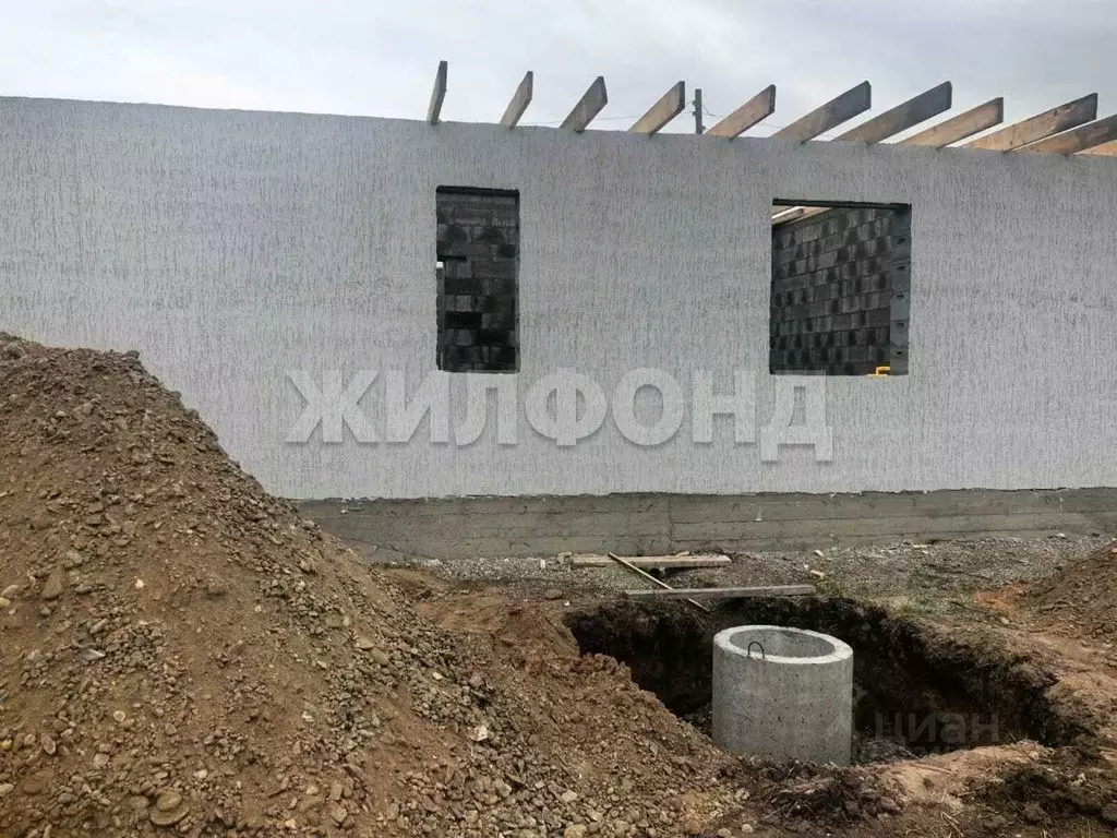 Дом в Хакасия, Усть-Абаканский район, пос. Расцвет ул. Тихая (121 м) - Фото 1