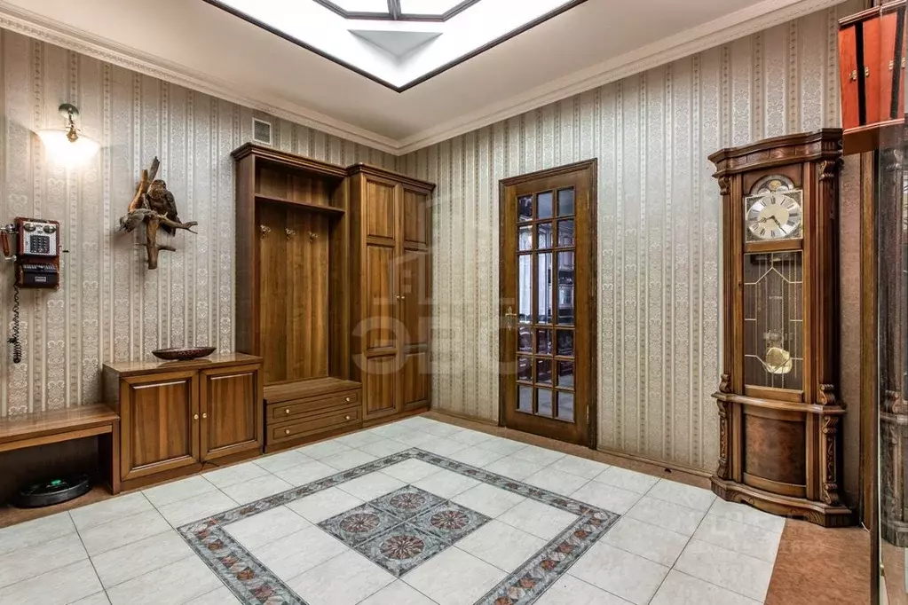 6-к кв. Санкт-Петербург ул. Рубинштейна, 15-17 (246.0 м) - Фото 0
