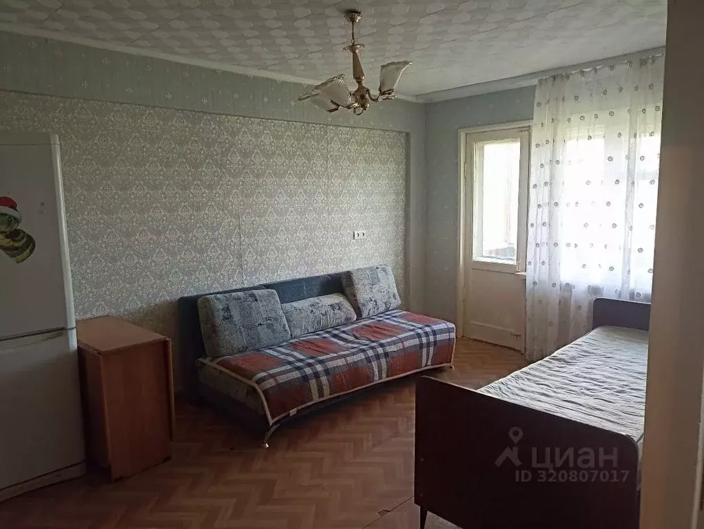 3-к кв. Омская область, Омск Городок Нефтяников мкр, ул. Энтузиастов, ... - Фото 0