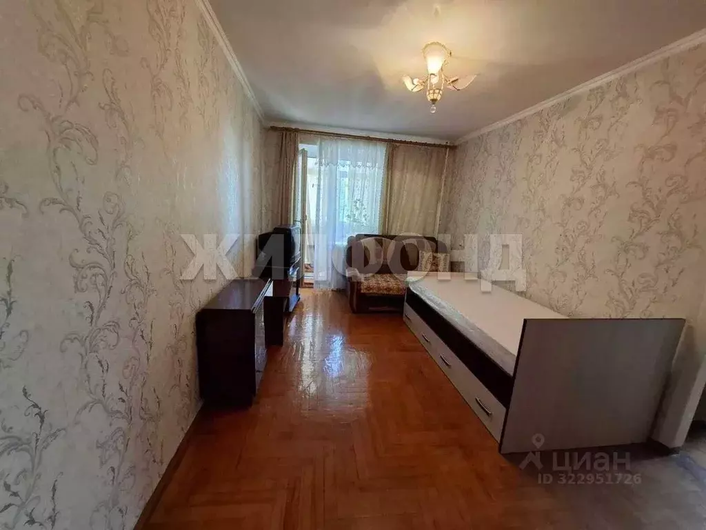 2-к кв. Ставропольский край, Георгиевск Батакская ул., 8 (37.9 м) - Фото 0