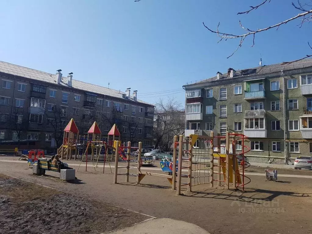 Черняховского 31 санкт-петербург. Черняховского 11 санкт-петербург. Черняховского 31 екатеринбург. Черняховского 31 полиция спб. Улица черняховского 31 санкт петербург.