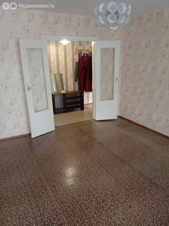 3-комнатная квартира: Тобольск, 4-й микрорайон, 13 (63 м) - Фото 2