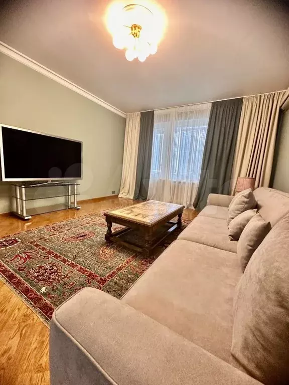 3-к. квартира, 130 м, 7/11 эт. - Фото 1