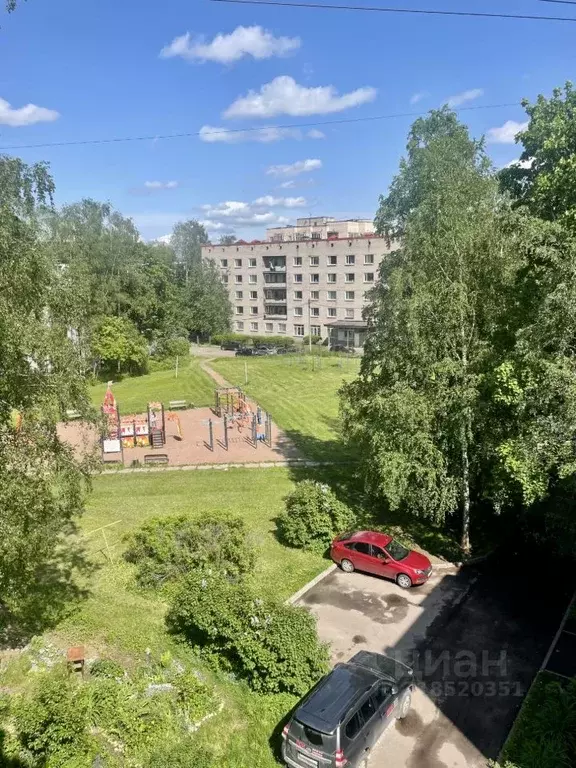 3-к кв. Ленинградская область, Гатчина ул. Крупской, 2 (63.8 м) - Фото 0