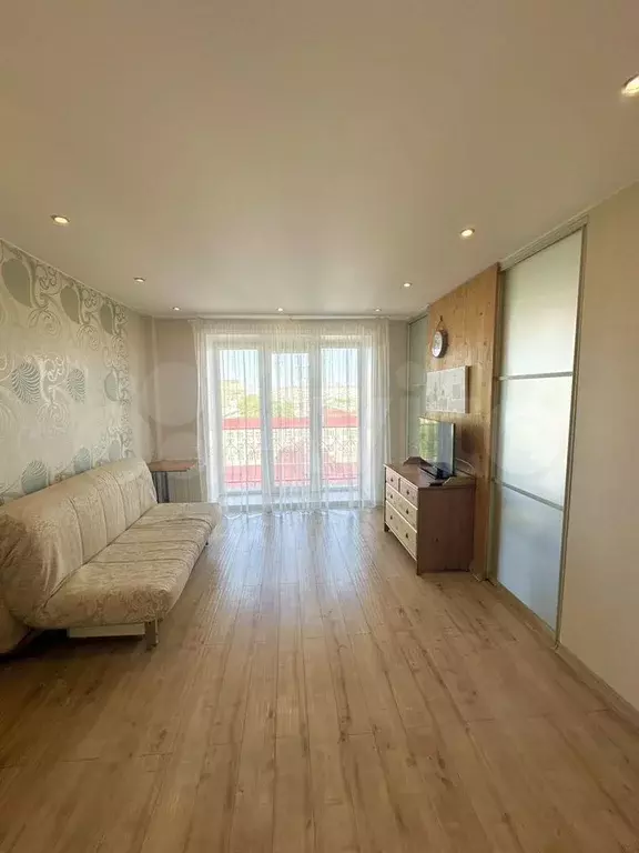 1-к. квартира, 31 м, 9/9 эт. - Фото 0