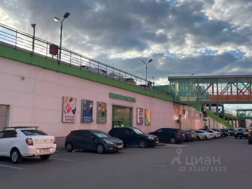 Торговая площадь в Москва Новоясеневский просп., 1к1 (4750 м) - Фото 1