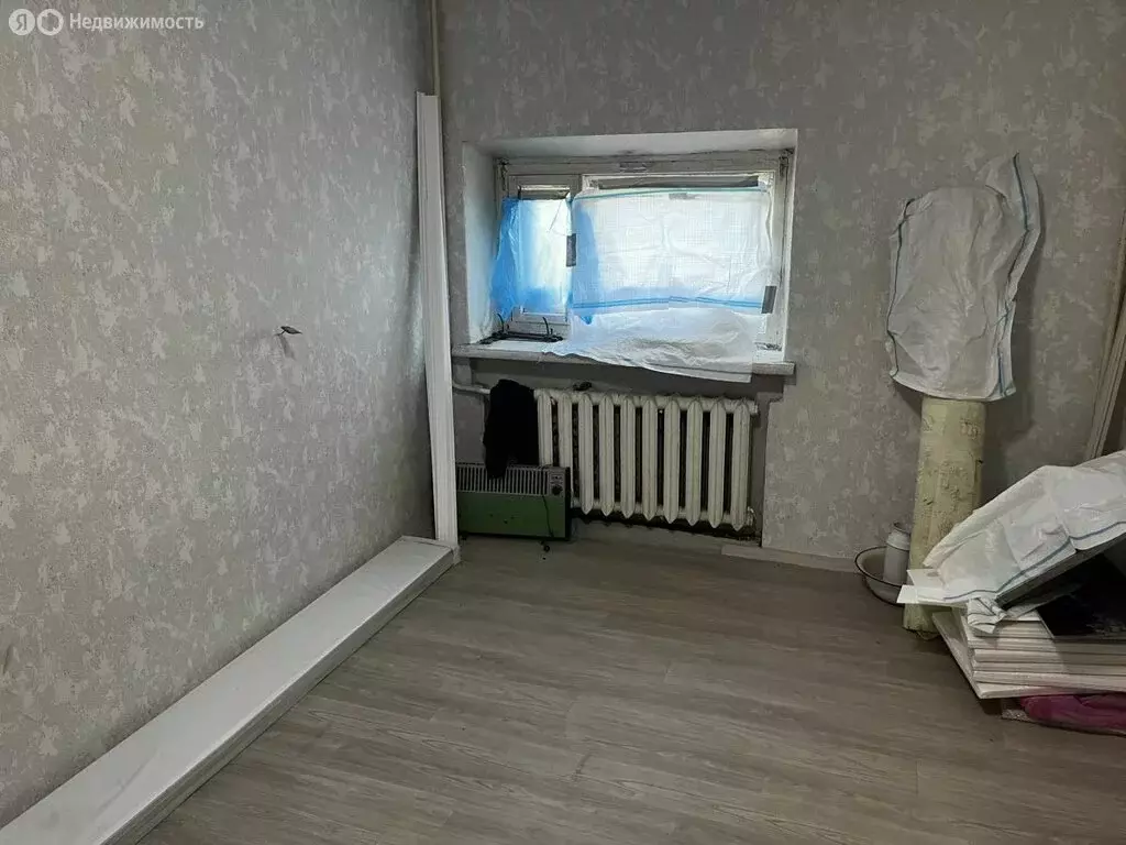 1-комнатная квартира: посёлок городского типа Белый Городок, Заводская ... - Фото 2