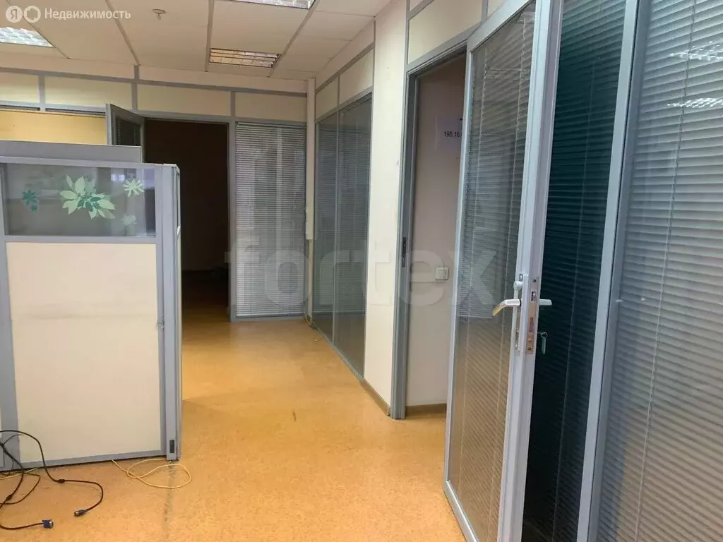 Офис (344 м) - Фото 1