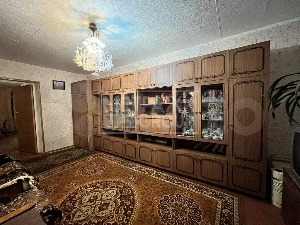 3-к. квартира, 60 м, 5/5 эт. - Фото 0