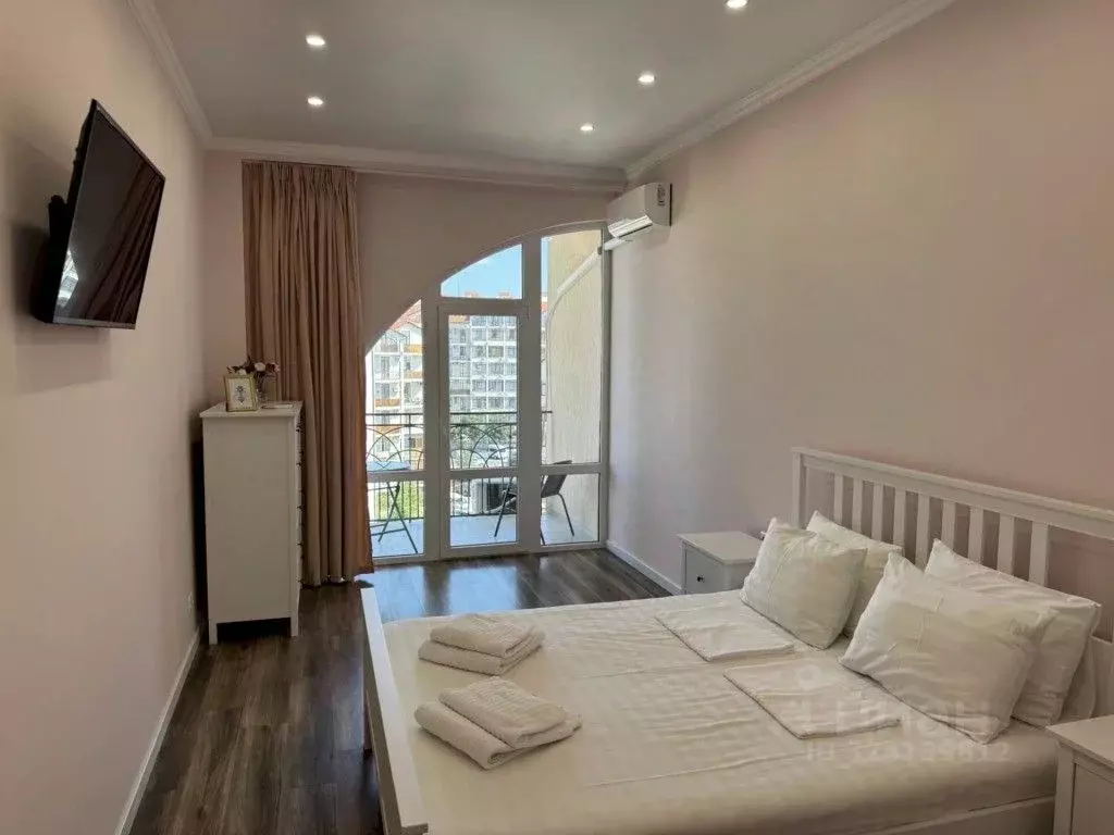 1-к кв. Краснодарский край, Геленджик Крымская ул., 22к13 (55.0 м) - Фото 1