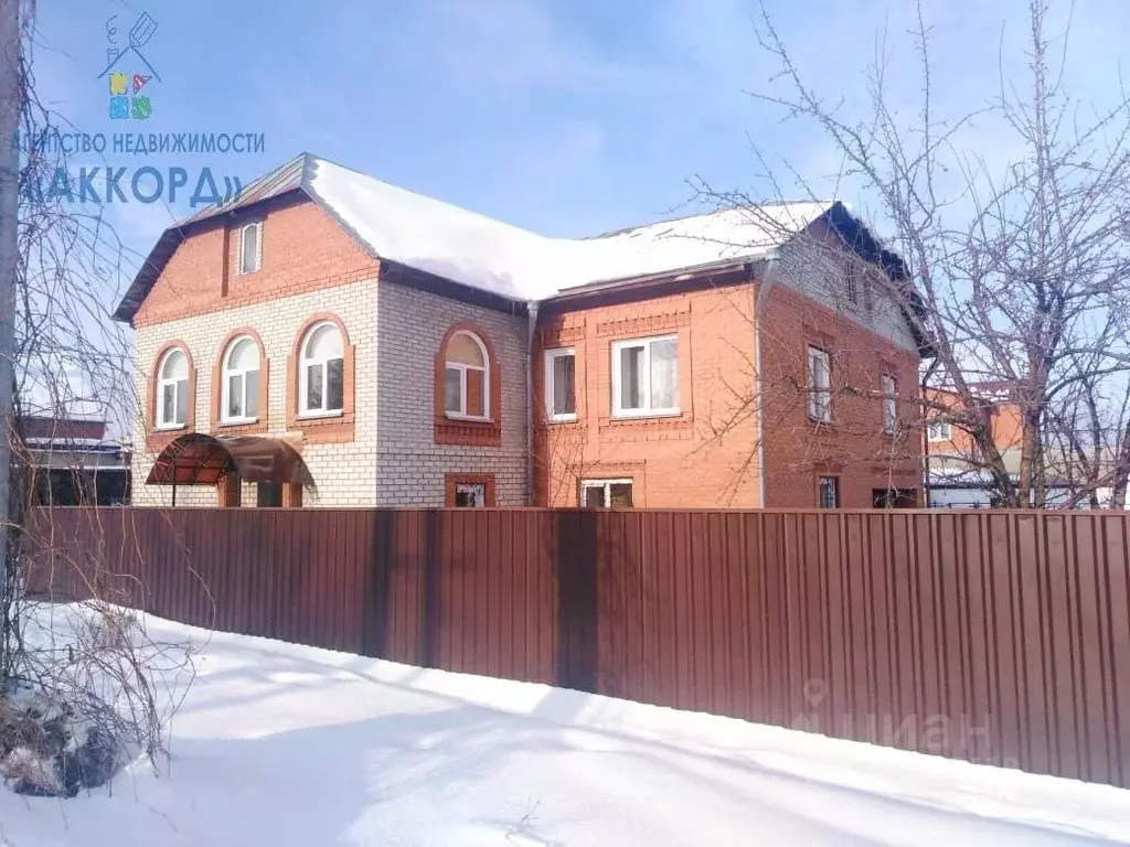 Дом в Алтайский край, Бийск ул. Михаила Лермонтова (184 м) - Фото 1