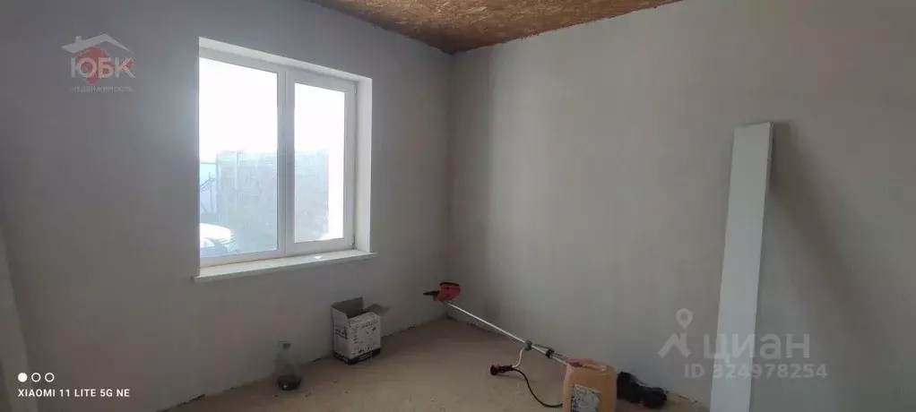 Дом в Крым, Сакский район, с. Уютное ул. Цветочная (220 м) - Фото 2