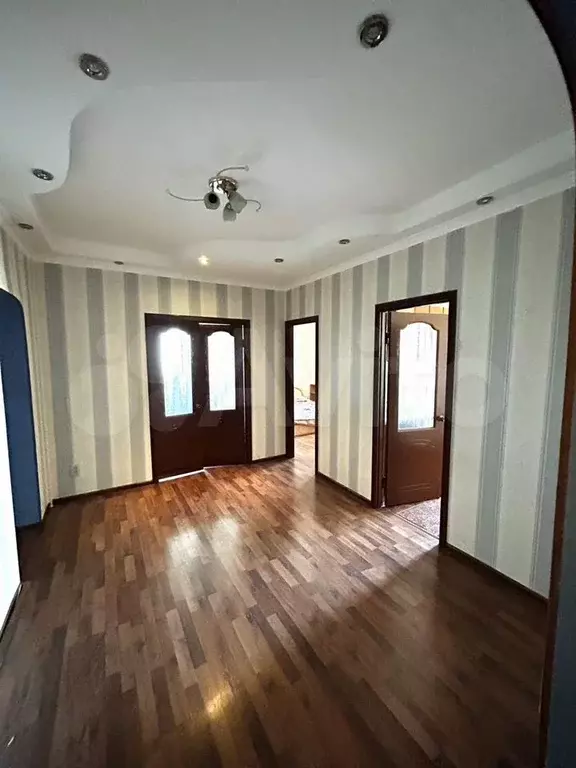 4-к. квартира, 110 м, 9/12 эт. - Фото 0