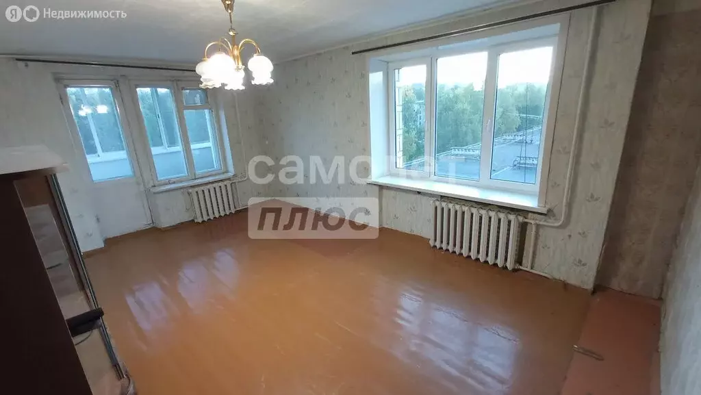 2-комнатная квартира: Кирово-Чепецк, улица Ленина, 64к3 (50.4 м) - Фото 0