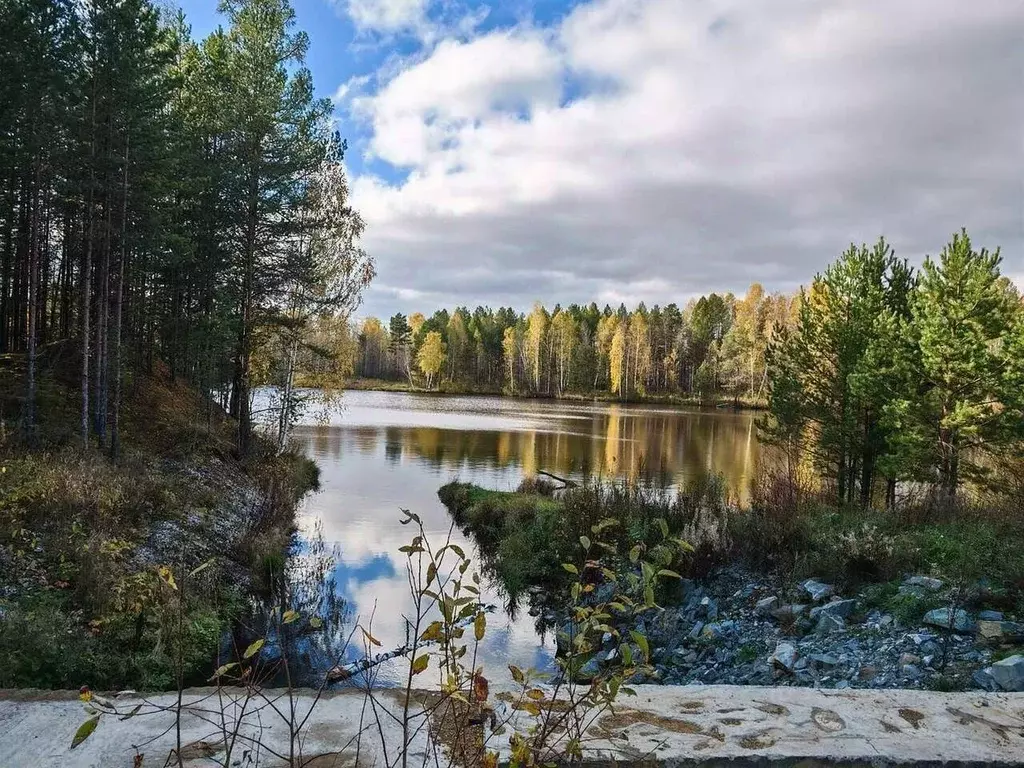 Дом в Свердловская область, Горноуральский муниципальный округ, пос. ... - Фото 1