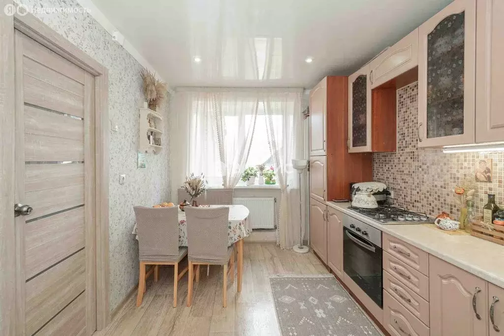 3-комнатная квартира: Судогда, улица Пушкина, 42 (66.4 м) - Фото 2