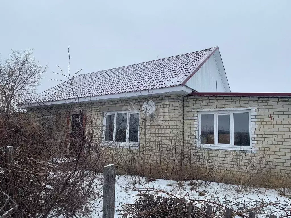 Дом в Саратовская область, пос. Сельхозтехника (68.0 м) - Фото 0