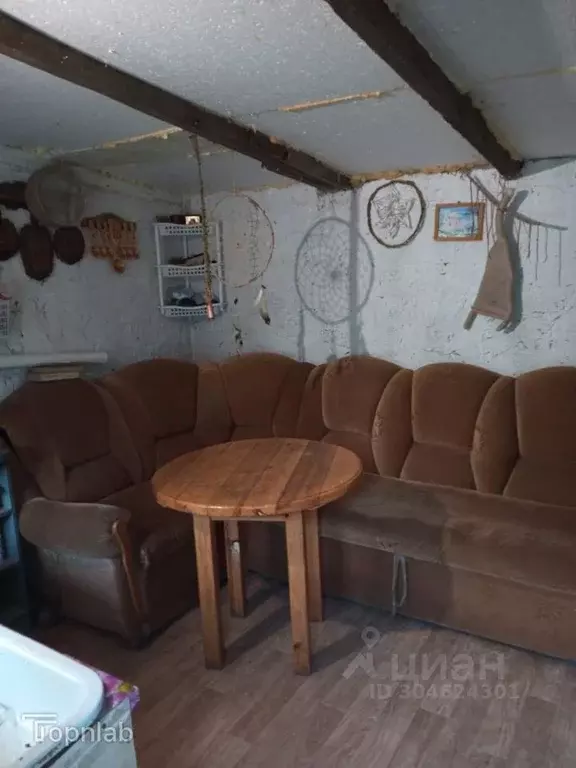 Дом в Краснодарский край, Ейский район, Кухаривское с/пос, с. ... - Фото 1