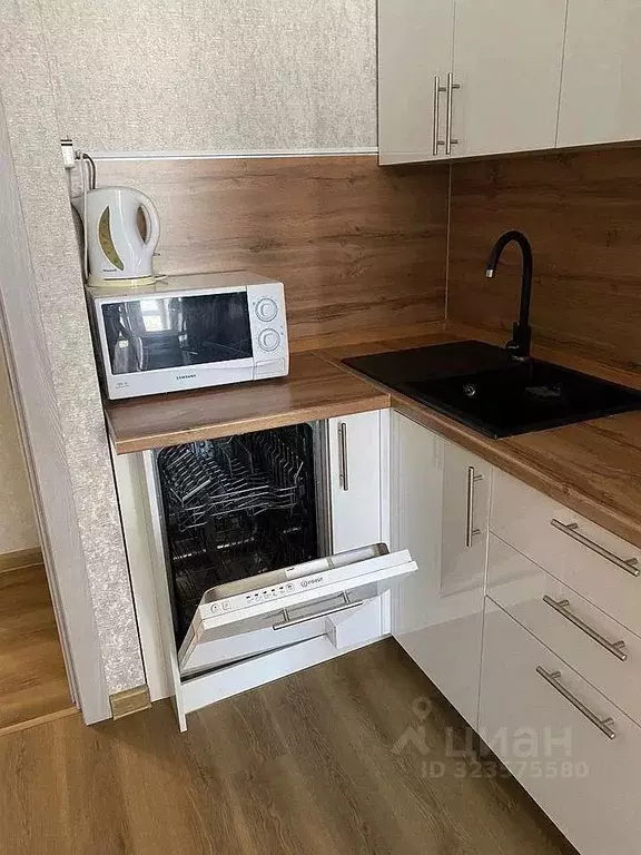 1-к кв. Ростовская область, Ростов-на-Дону ул. Ларина, 45с6 (40.0 м) - Фото 2