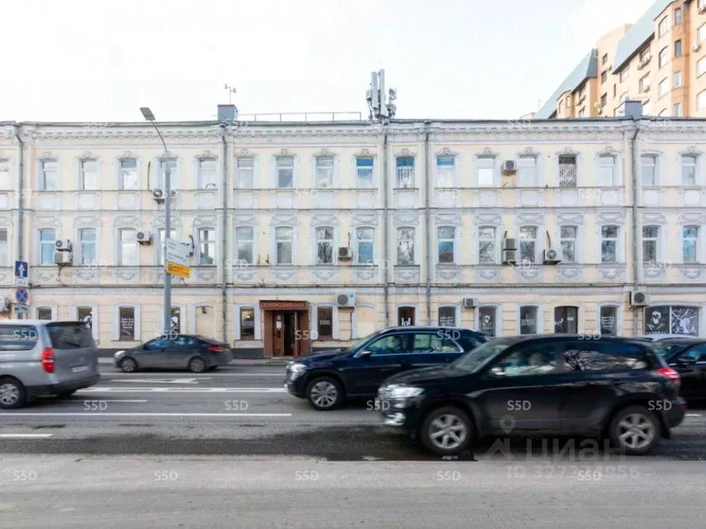 Торговая площадь в Москва Садовая-Самотечная ул., 15/1 (110 м) - Фото 1