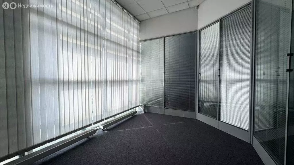 Помещение свободного назначения (330 м) - Фото 1