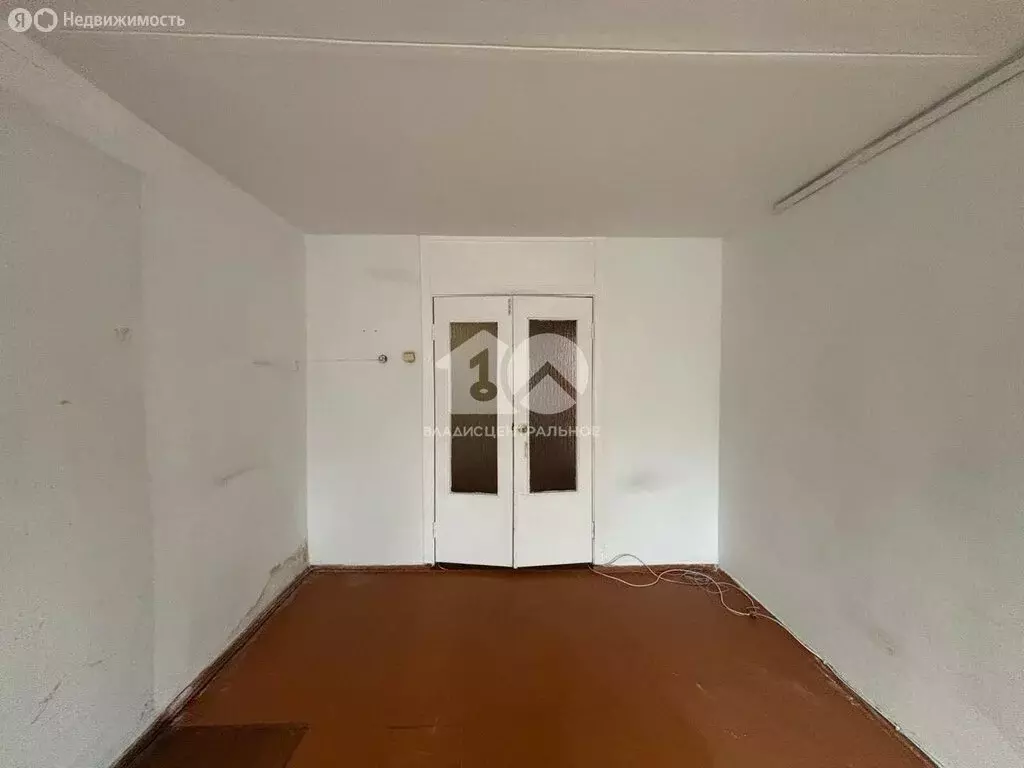 3-комнатная квартира: Искитим, микрорайон Подгорный, 48 (57.5 м) - Фото 2