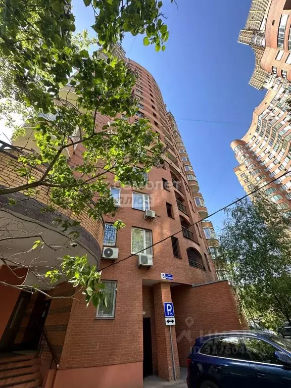 1-к кв. Московская область, Химки ул. Зои Космодемьянской, 5 (49.0 м) - Фото 0
