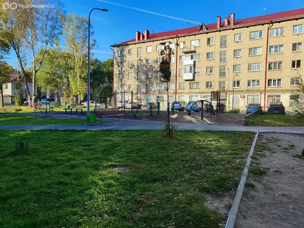 Квартира-студия: Тюмень, микрорайон Мыс, улица Ершова, 13 (42.6 м) - Фото 2