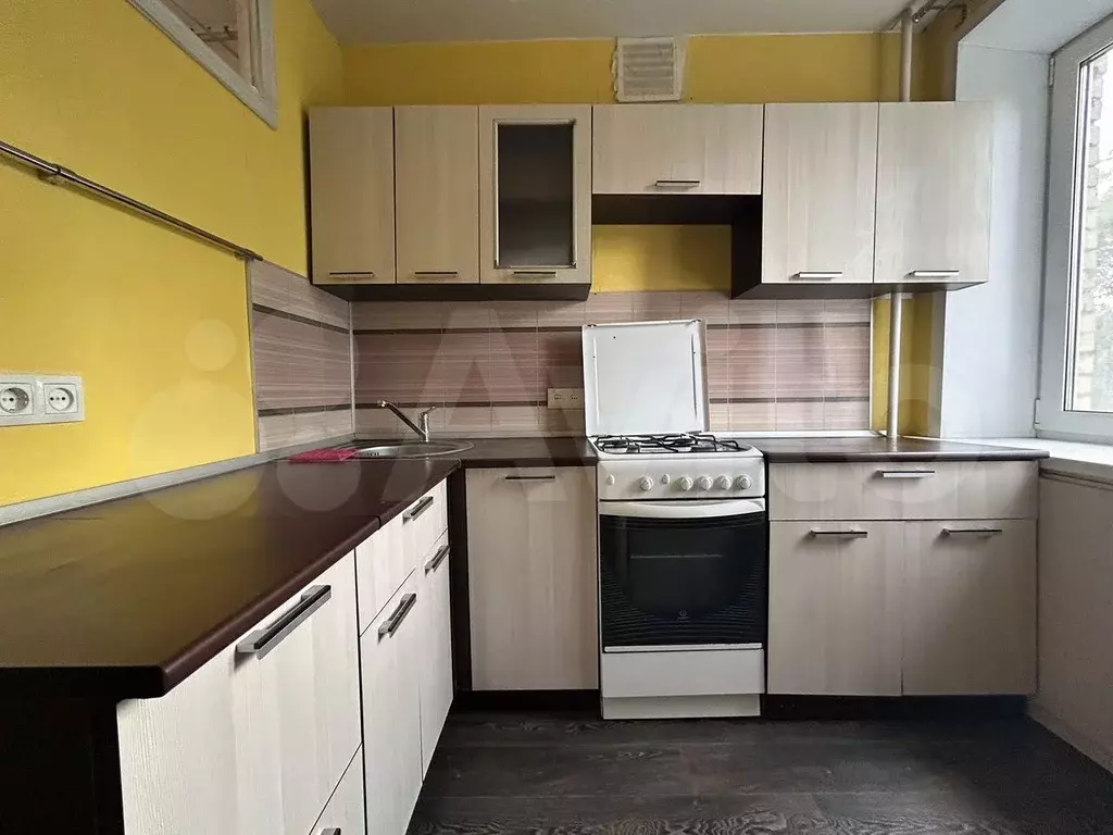 1-к. квартира, 33 м, 4/9 эт. - Фото 0
