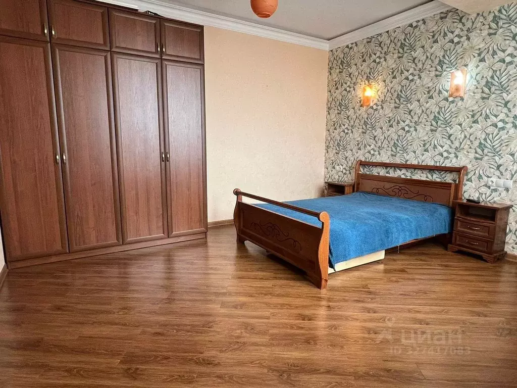 3-к кв. Дагестан, Каспийск просп. Акулиничева, 23к2 (100.0 м) - Фото 1
