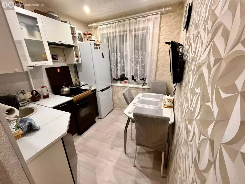 2-комнатная квартира: Сыктывкар, Парковая улица, 11 (44.6 м) - Фото 2