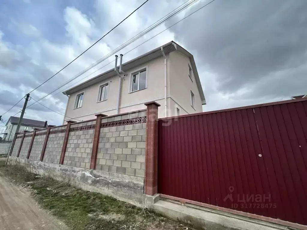 Дом в Крым, Симферопольский район, Молодежное пгт ул. Светлая, 42 (285 ... - Фото 0