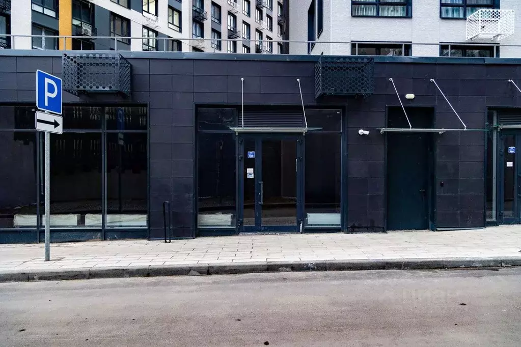 Помещение свободного назначения в Москва ул. Летчика Осканова, 6 (121 ... - Фото 0