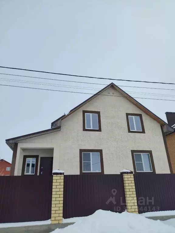 Дом в Пензенская область, Пензенский район, Богословский сельсовет, с. ... - Фото 1