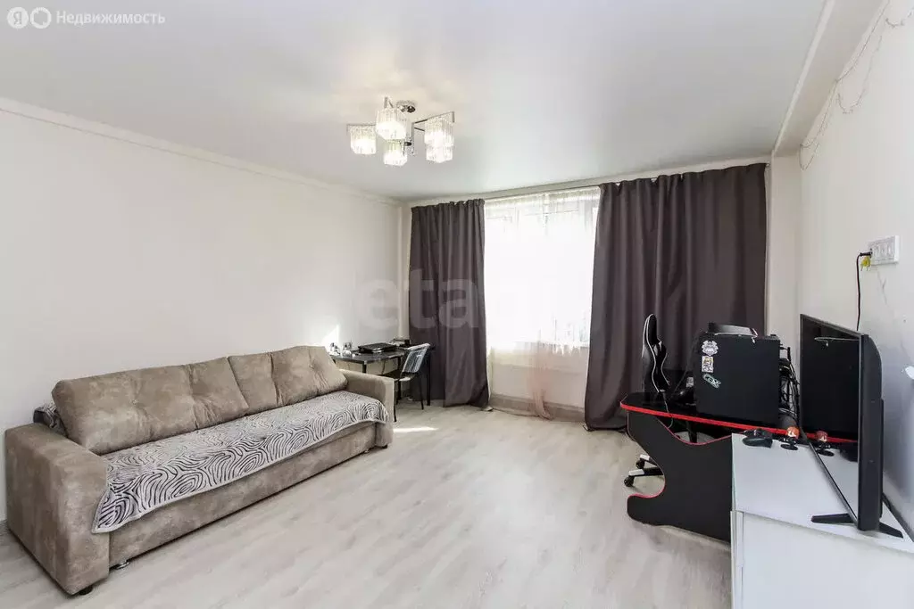 1-комнатная квартира: Тюмень, Заречный проезд, 39Ак2 (46.3 м) - Фото 1