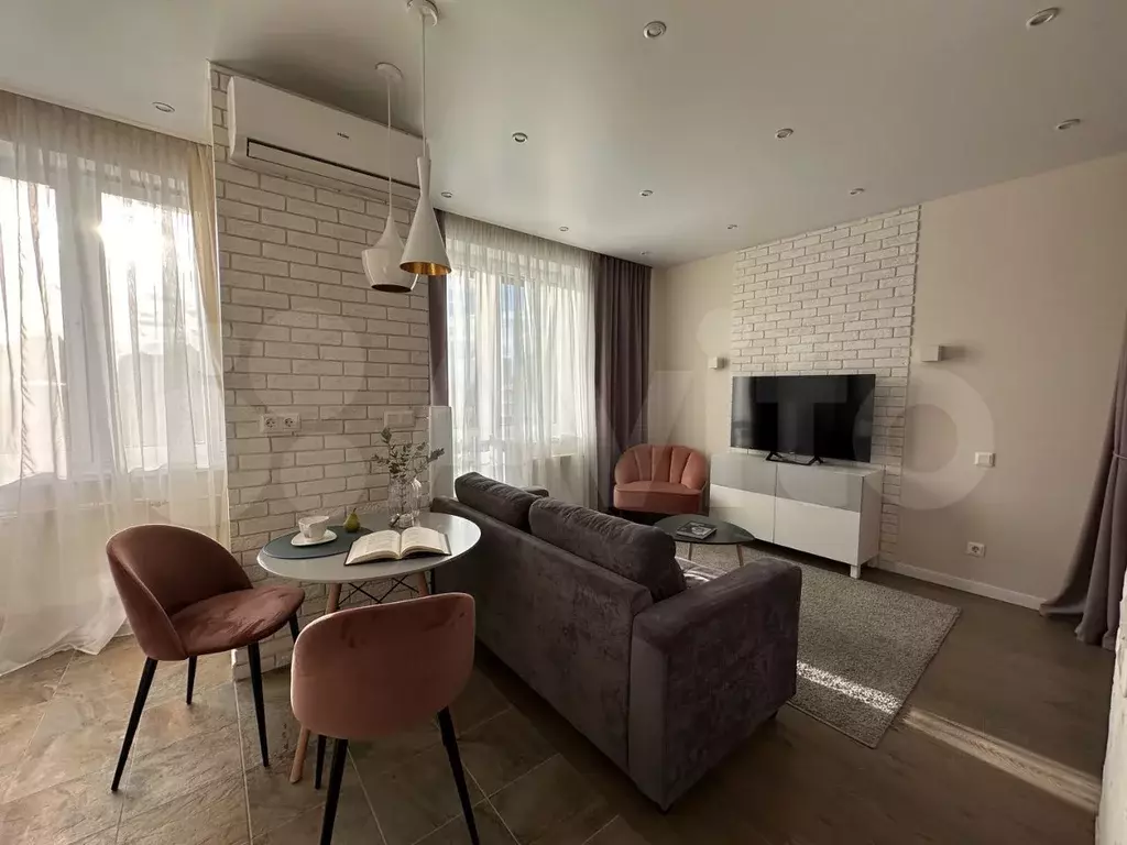 1-к. квартира, 40 м, 9/12 эт. - Фото 0