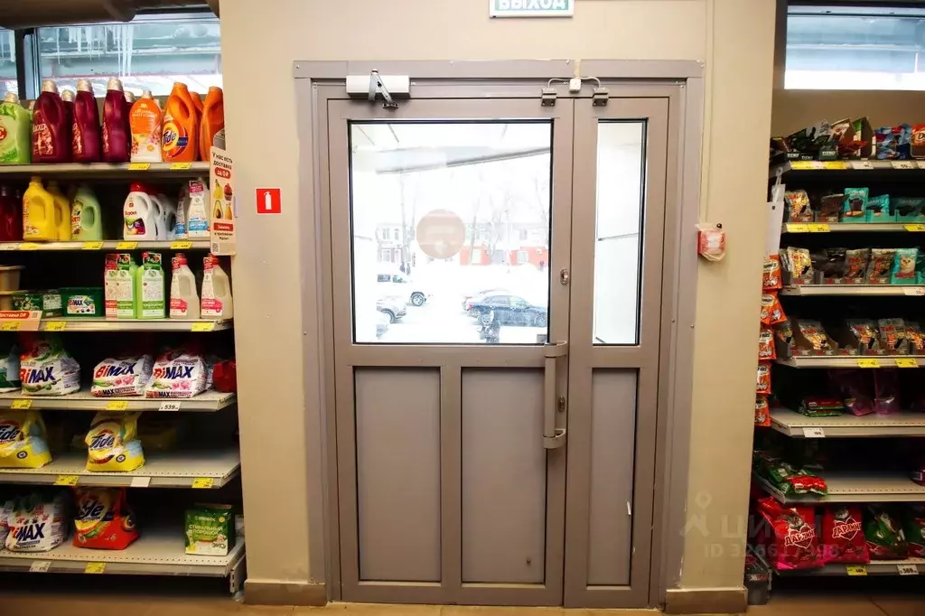 Торговая площадь в Ульяновская область, Ульяновск просп. Нариманова, ... - Фото 2