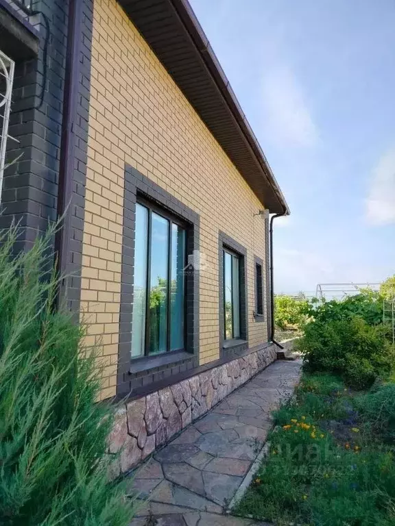 Дом в Белгородская область, Белгородский район, Дубовское с/пос, пос. ... - Фото 1