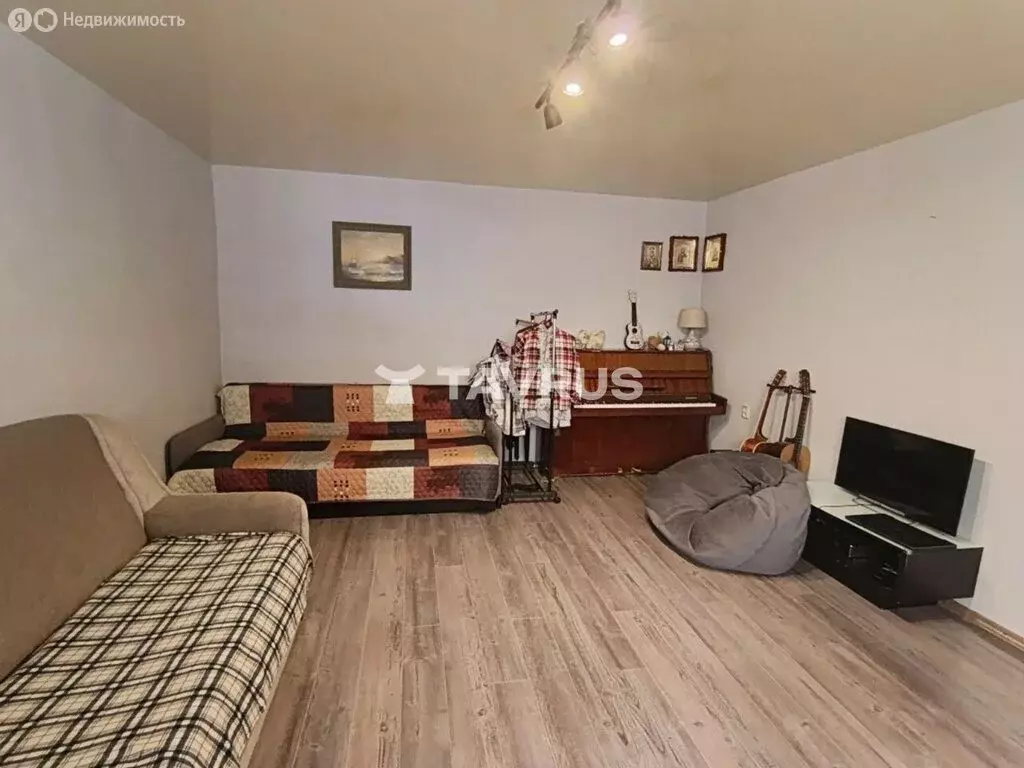 2-комнатная квартира: Симферополь, улица Дыбенко, 46 (50 м) - Фото 2