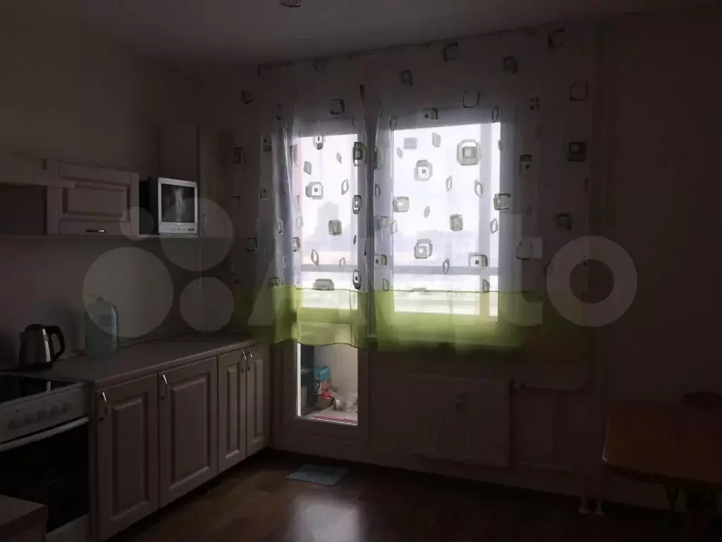 1-к. квартира, 40 м, 11/23 эт. - Фото 1