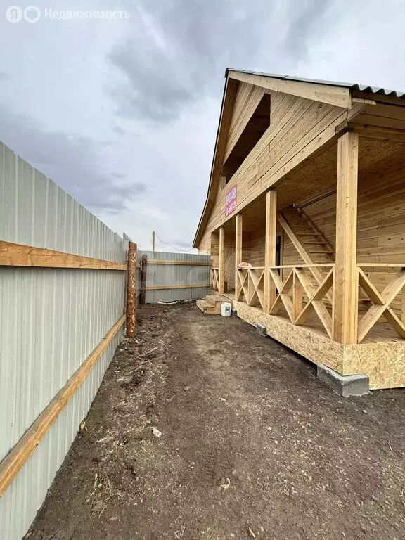 Дом в село Эрхирик, улица Строителей (195 м) - Фото 2